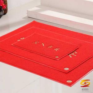 Is the pvc anti-skid mat easy to use? Is the pvc anti-skid mat easy to use?