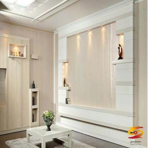 Integrated wall decoration in the autumn season