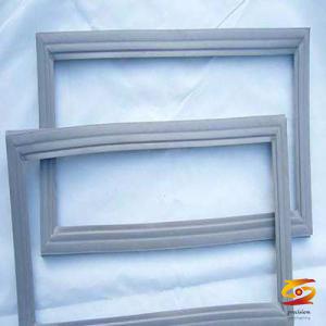 Refrigerator sealing strip replacement is not complicated, you can replace it yourself